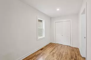311 E 120th Pl, Chicago, IL 60628 - Photo 10