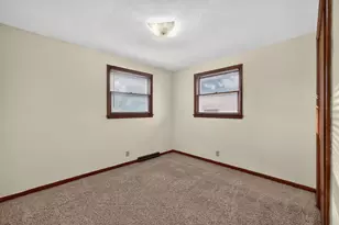 508 S 5th St, Malta, IL 60150 - Photo 14
