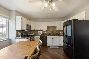 1273 Karyn Ln, Grayslake, IL 60030 - Photo 8