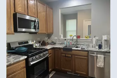 2889 Falling Waters Drive #2889, Lindenhurst, IL 60046 - Photo 6
