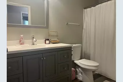 2889 Falling Waters Drive #2889, Lindenhurst, IL 60046 - Photo 12