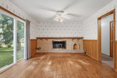 2087 Blackhawk Lane, Dixon, IL 61021 - Photo 12