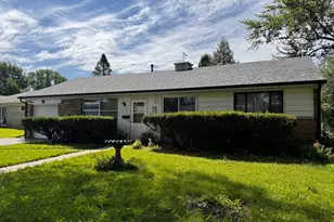 4207 Buckingham Dr, Rockford, IL 61107 - Photo 1