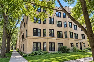 7078 N Wolcott Ave, Chicago, IL 60626 - Photo 1