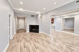 7078 N Wolcott Ave, Chicago, IL 60626 - Photo 10