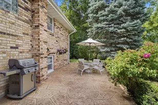 5530 Greenwood St, Morton Grove, IL 60053 - Photo 28