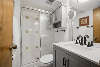 5530 Greenwood Street, Morton Grove, IL 60053 - Photo 22