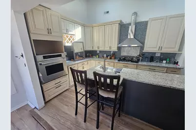 2135 Elm Avenue, Hanover Park, IL 60133 - Photo 8