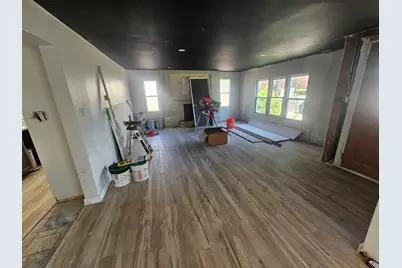 2135 Elm Avenue, Hanover Park, IL 60133 - Photo 14