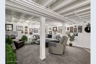2500 W Farwell Avenue, Chicago, IL 60645 - Photo 32