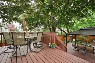 2500 W Farwell Ave, Chicago, IL 60645 - Photo 38