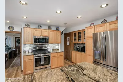 2500 W Farwell Avenue, Chicago, IL 60645 - Photo 22