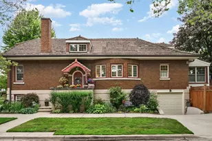 2500 W Farwell Ave, Chicago, IL 60645 - Photo 1