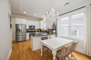 1951 W Melrose St, Chicago, IL 60657 - Photo 6