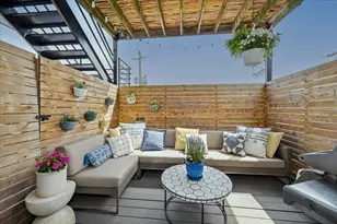 1951 W Melrose St, Chicago, IL 60657 - Photo 18