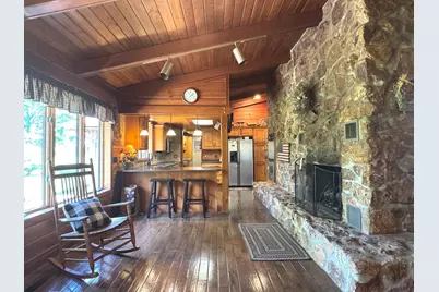 505 E Charles Street, Ashkum, IL 60911 - Photo 6