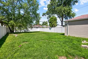 2016 N 75th Ave, Elmwood Park, IL 60707 - Photo 18