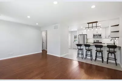 714 N 2nd Avenue, Villa Park, IL 60181 - Photo 8