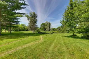19903 McGuire Rd, Harvard, IL 60033 - Photo 6