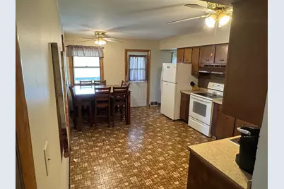 103 W Walnut Street, Oglesby, IL 61348 - Photo 4