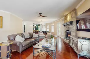 570 Hathaway Cir, Lake Forest, IL 60045 - Photo 4