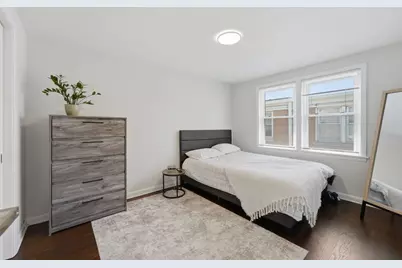221 S Maple Avenue #C, Oak Park, IL 60302 - Photo 12