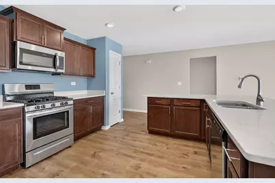 1935 Moran Drive, Shorewood, IL 60404 - Photo 10