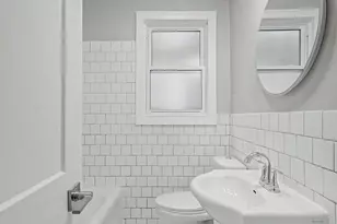 4945 W Addison St, Chicago, IL 60641 - Photo 24