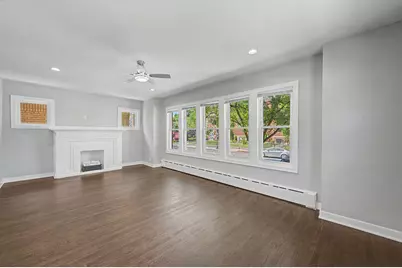 4945 W Addison Street, Chicago, IL 60641 - Photo 12