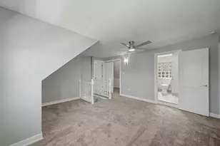 4945 W Addison St, Chicago, IL 60641 - Photo 28
