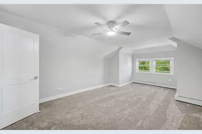 4945 W Addison Street, Chicago, IL 60641 - Photo 30