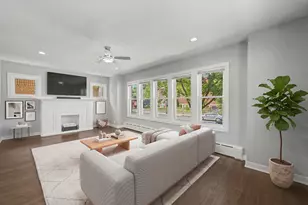 4945 W Addison St, Chicago, IL 60641 - Photo 2