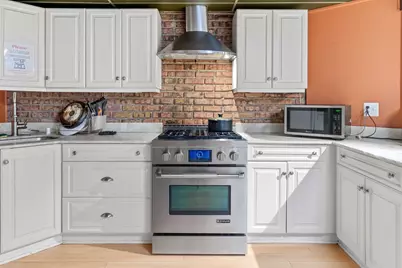 735 W 35th Street, Chicago, IL 60616 - Photo 6