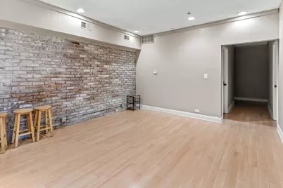 735 W 35th Street, Chicago, IL 60616 - Photo 8