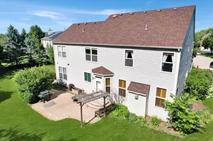 3510 High Hill Cir, Carpentersville, IL 60110 - Photo 18