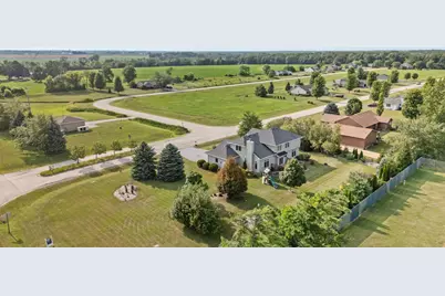 101 Hickory Lane, Kirkland, IL 60146 - Photo 38