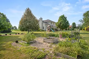 101 Hickory Ln, Kirkland, IL 60146 - Photo 36