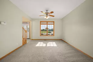101 Hickory Ln, Kirkland, IL 60146 - Photo 16