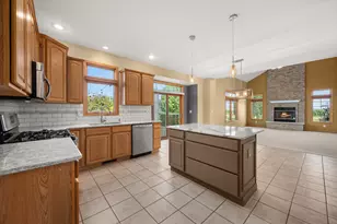 101 Hickory Ln, Kirkland, IL 60146 - Photo 10