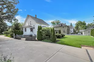 220 Hickory St, Frankfort, IL 60423 - Photo 8
