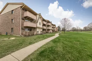 2 Echo Ct, Vernon Hills, IL 60061 - Photo 16
