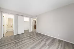 2 Echo Ct, Vernon Hills, IL 60061 - Photo 6