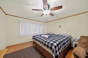 221 N Dorchester Ave, Wheaton, IL 60187 - Photo 8