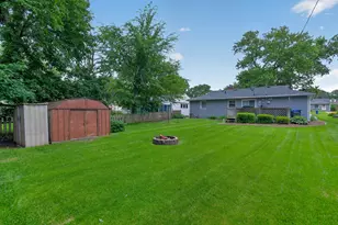 221 N Dorchester Ave, Wheaton, IL 60187 - Photo 14