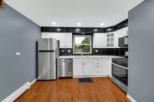 5700 W Montrose Ave, Chicago, IL 60634 - Photo 8
