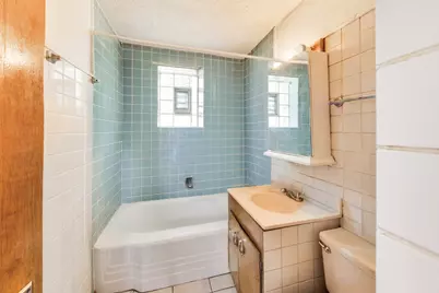 11514 S Yale Avenue, Chicago, IL 60628 - Photo 6