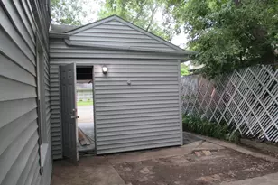 336 Marquette St, Park Forest, IL 60466 - Photo 18