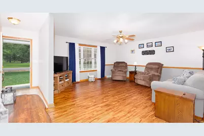 3608 Andrews Court, Salem, IL 62881 - Photo 8