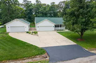 3608 Andrews Ct, Salem, IL 62881 - Photo 44