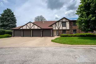 5 Crystal Ct, Pontiac, IL 61764 - Photo 12
